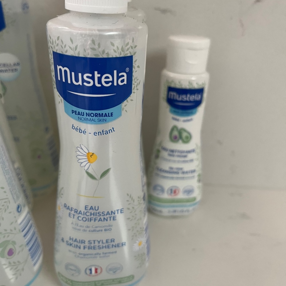 NEW Mustela’s hair styling & skin refresher, French Mustela baby hair, Mustela